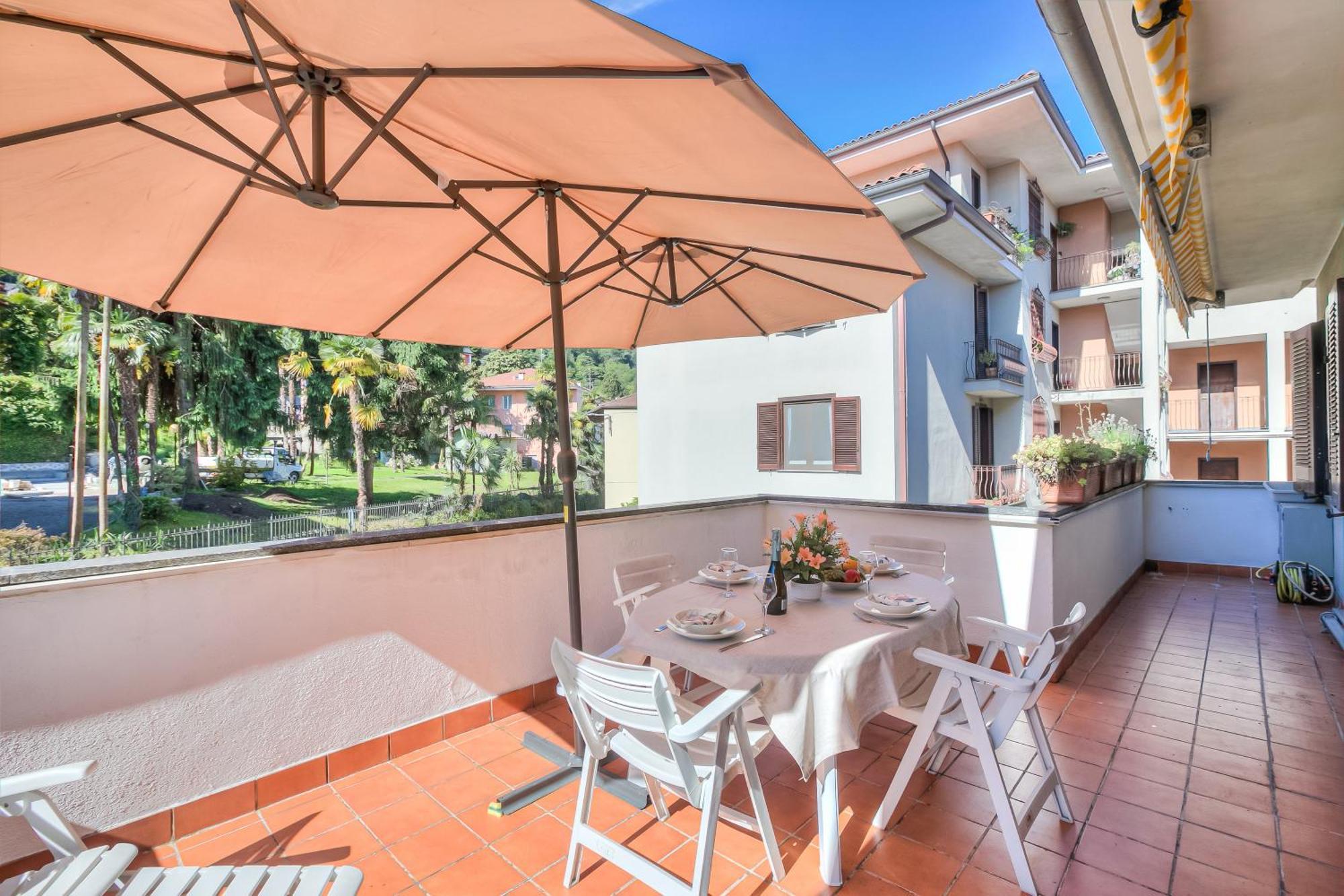 Appartamento Gaya Stresa Center - Happy Rentals 外观 照片